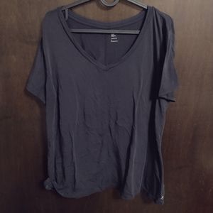 Gap fit V neck black tee size L
